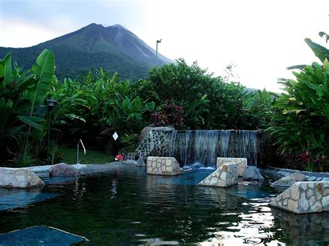 Tour Volcán Arenal y Termales Relajo y Aventura Faytur