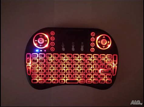 Смарт-Безжична клавиатура с TouchPad. смартфон, компютър,TVbox, смарт ...