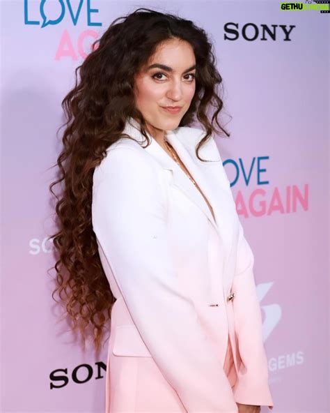 Actress Sofia Barclay HD Instagram Photos and Wallpapers May 2023