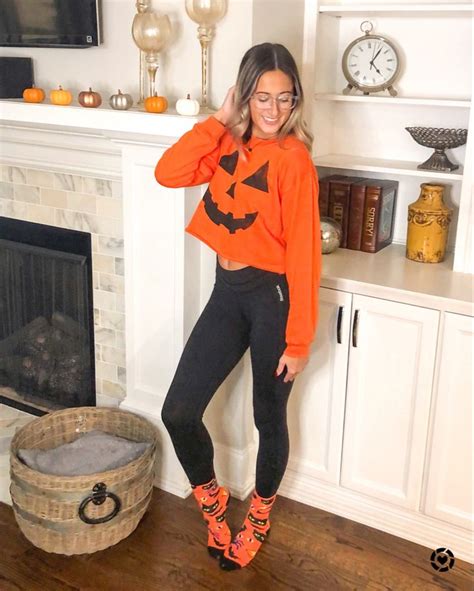 Spooky Season🎃 | Cozy outfit, Fashion, Leopard halloween