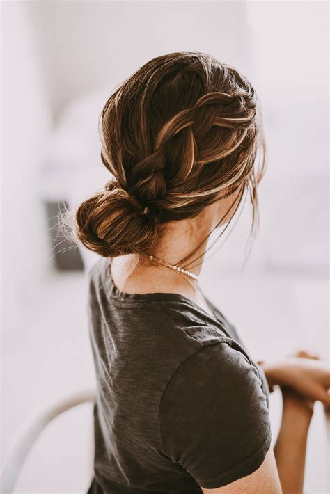 20 Messy Bun Hairstyle Ideas Thatll Still Have You Looking Polished Nurse Hairstyles Braided