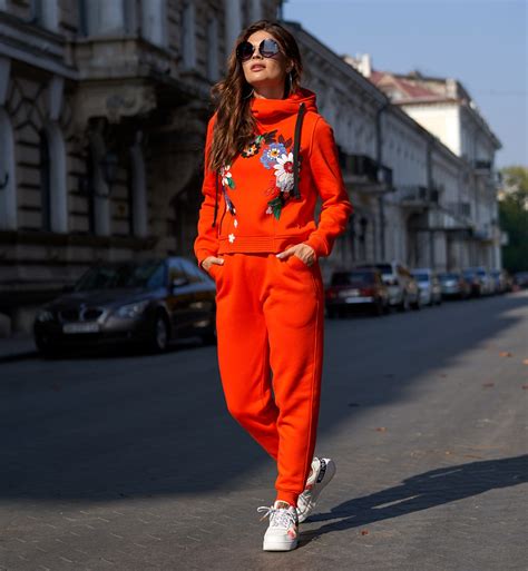 Женский Спортивный Костюм Оранжевого Цвета Ханна на OJ FASHION