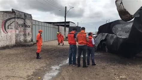 Homem Morreu Ap S Explos O De Caminh O Tanque Em Macei Alagoas G