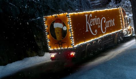 Aldi Accused Of Copying Coca Colas Iconic Christmas Red Truck Extraie