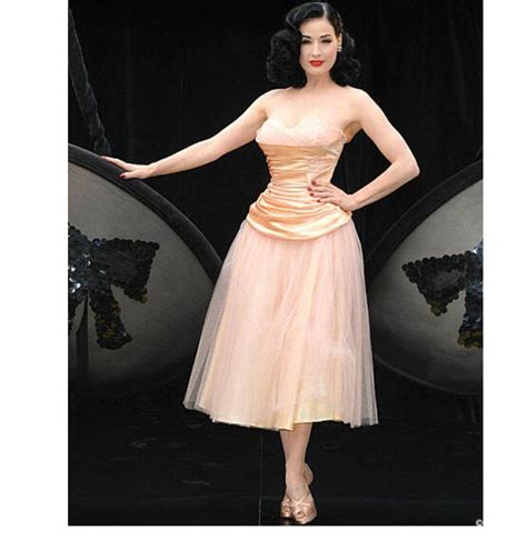 The Perfect Hourglass Figure Dita Dita Von Teese Dita Von Dita Von Teese Style