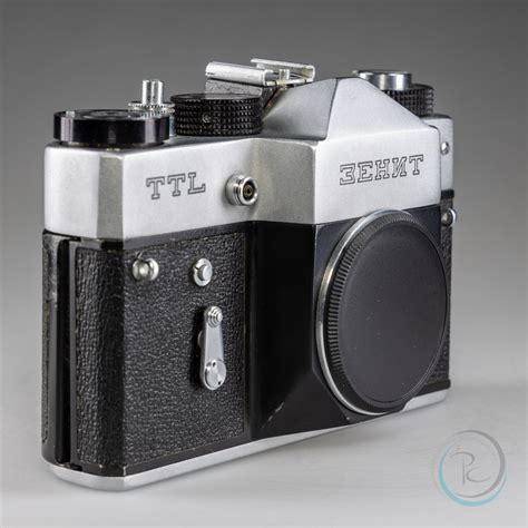 1977 година - Зенит TTL / Zenit TTL