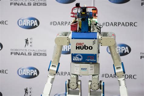 Albert Hubo ROBOTS Your Guide To The World Of Robotics