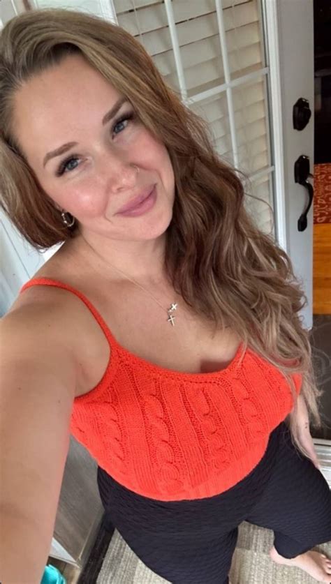 Years Old Professional Independent Mature Masseuse I Offer All Kinds Of Massage Happy