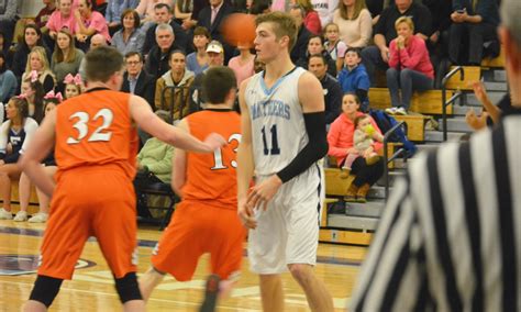 Franklin Matters Fhs Splits With Oliver Ames In Basketball At Coaches