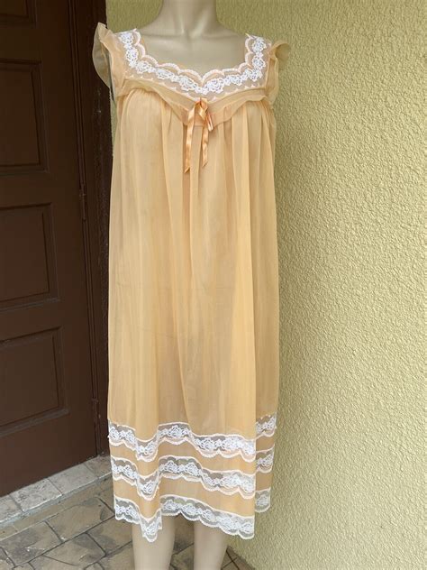 Vintage Lingerie Nylon Nightgown Peach With Lace Trim Gem