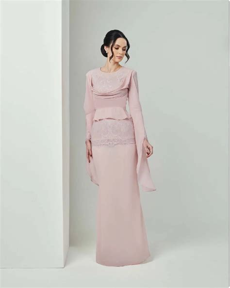 QISZAR ADELINE LUXE BLUSH NUDE Women S Fashion Muslimah Fashion Baju Kurung Sets On Carousell