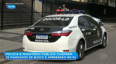 Pol Cia Civil Cumpre Mandados De Busca E Apreens O No Rio Recordtv