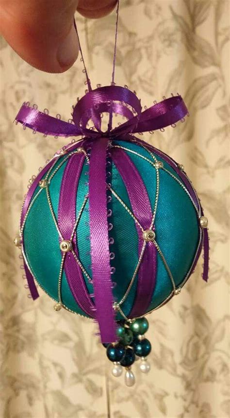 Pin By Margaret Starszak On Ornaments Christmas Bulbs Christmas Ornaments Holiday Decor