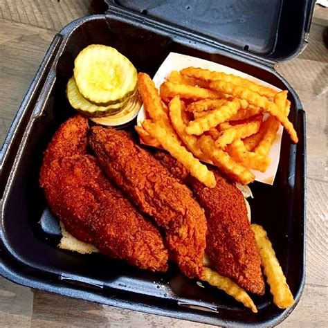 Daves Hot Chicken Menu See Prices Spice Levels CEOColumn