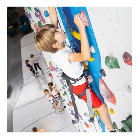 CLIMB UP Cours D Escalade Lyon Confluence Private Sport Shop