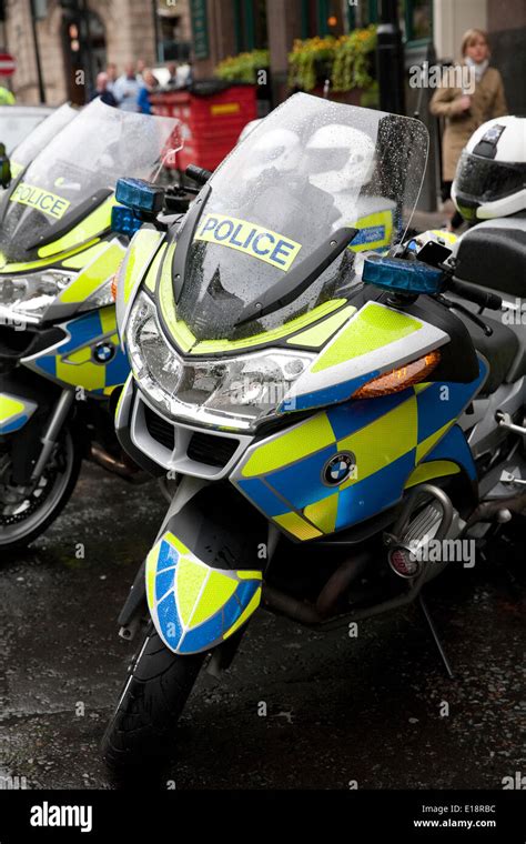 Londonuk27th May 2014three Police Bikes Parked Bmw Rt 1200cc As