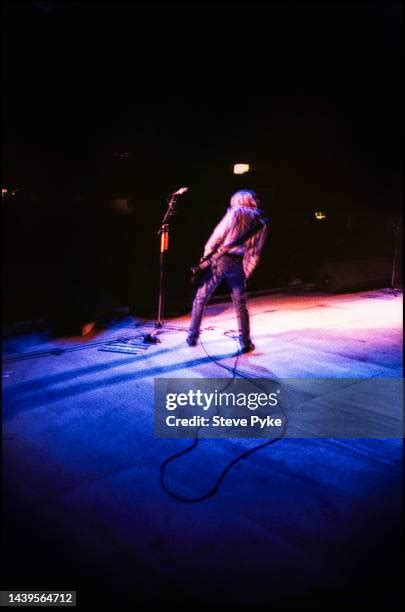 Nirvana Performance Photos And Premium High Res Pictures Getty Images