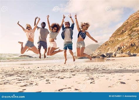 Group Of Friends On Beach Vacation Stock Image Image Of Smile