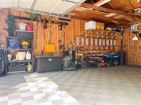 How Can I Efficiently Organize My Garage for Better Storage?