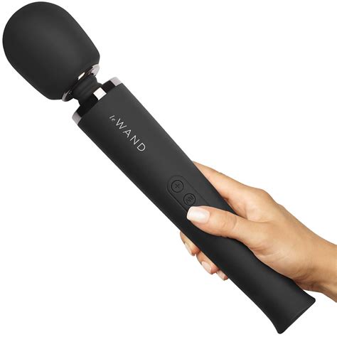 Le Wand Rechargeable Massager