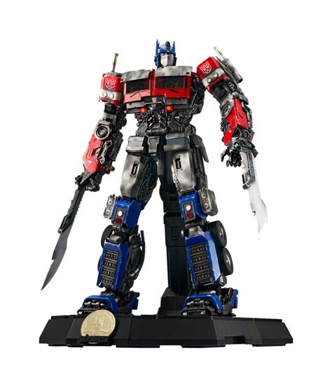 Collectible Figure Optimus Prime Signature Series Limited Edition