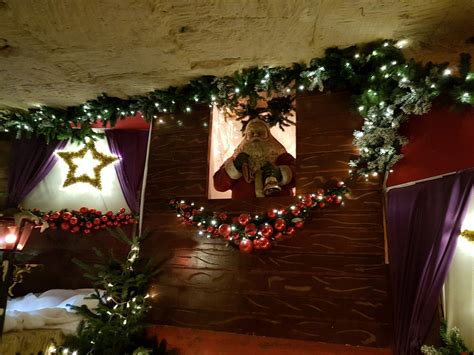 Weihnachtsmarkt In Der Fluweelengrotte In Kerststad Valkenburg