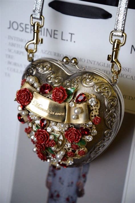 сумка в виде сердца с розами Fashion Handbags, Fashion Bags, Purses And ...