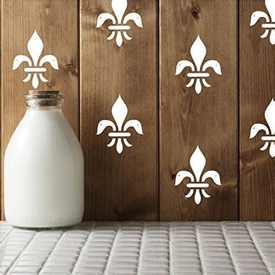 fleur de lis wall decor