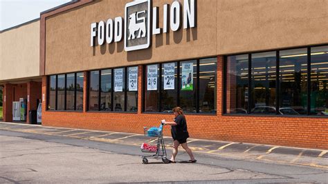 Martin's, Food Lion parent companies merging