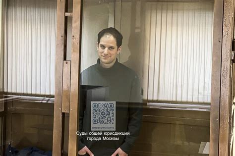 Evan Gershkovich Us Journalist Marks One Year In Russian Prison Ap News