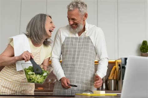 100+ Engaged Hobbies for Seniors to Try in 2025 - DoULike Blog