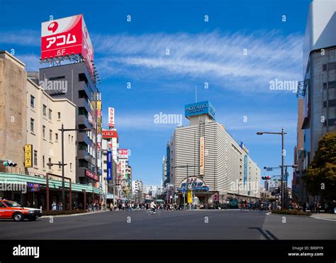 Asakusa station Stock Photo - Alamy