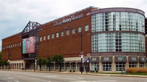 1200px-Chicago_History - Apollo Theater Chicago