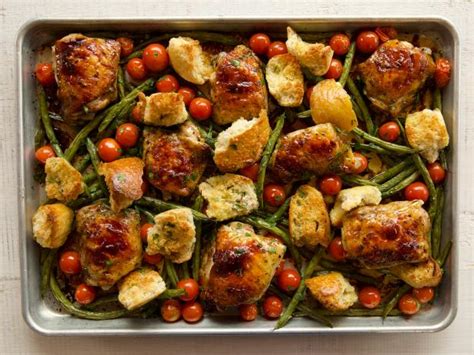 Italian Chicken Sheet Pan Supper Recipe | Ree Drummond | Food Network