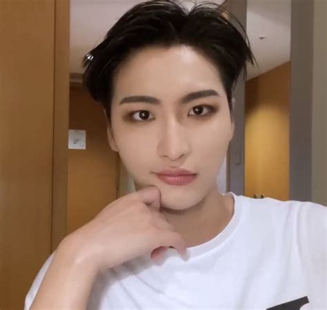 [after Work Diary Day 1] Seonghwa Lq Icon Sun And Stars Gorgeous Men