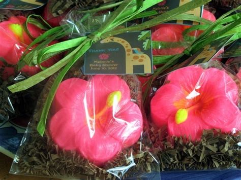 Items Similar To 10 Pink Hibiscus Flower Soap Party Favors For Luau