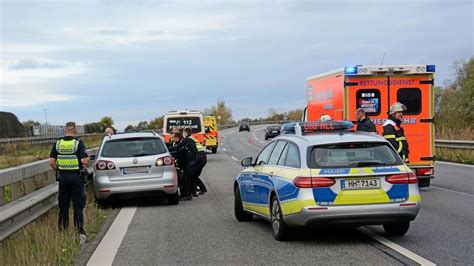 Polizei Bergedorf 70 Jähriger stirbt während der Fahrt auf der Autobahn