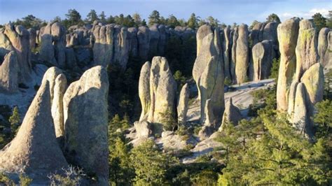 Conoce el enigmático Valle de los Monjes ubicado en Chihuahua El