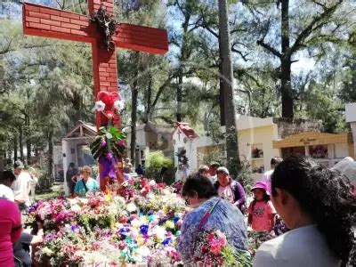 Cientos De Juje Os Recuerdan A Sus Fieles Difuntos Somos Jujuy