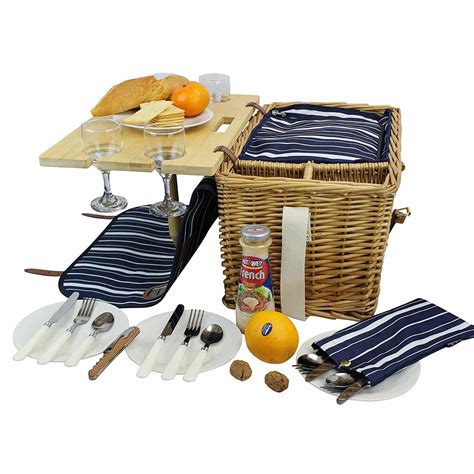 9 Picnic Baskets Filled With Everything You Need For Dining Al Fresco