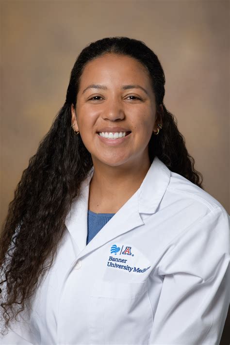 Monet Woolfolk, MD | Department of Surgery