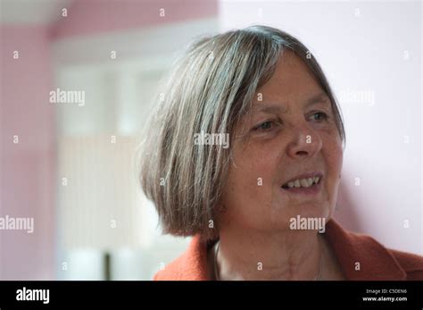 Middle Aged English Woman Hi Res Stock Photography And Images Alamy