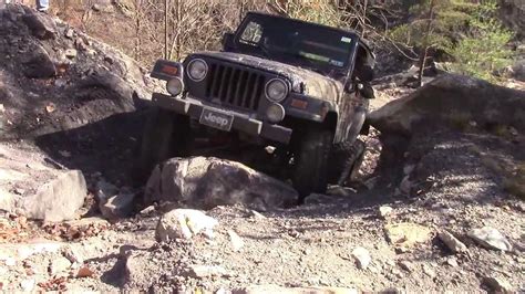 Jeep Wrangler Tj Rubicon Rock Climbing In Quarry Youtube