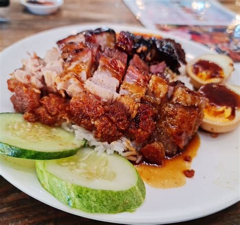 88 Hong Kong Roast Meat Specialist A Crispy Pork Belly To Crave For