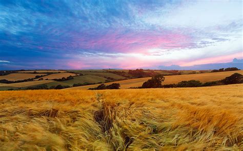 Papel De Parede X Px Inglaterra Campo Panorama P R Do Sol