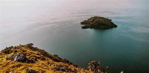 Lake Kivu Revealed: Rwanda's Idyllic Lakeside Escape