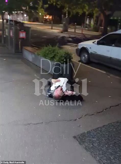 Barnaby Joyce Makes Shock Drinking Vow After Footpath Video Humiliation Daily Mail Online