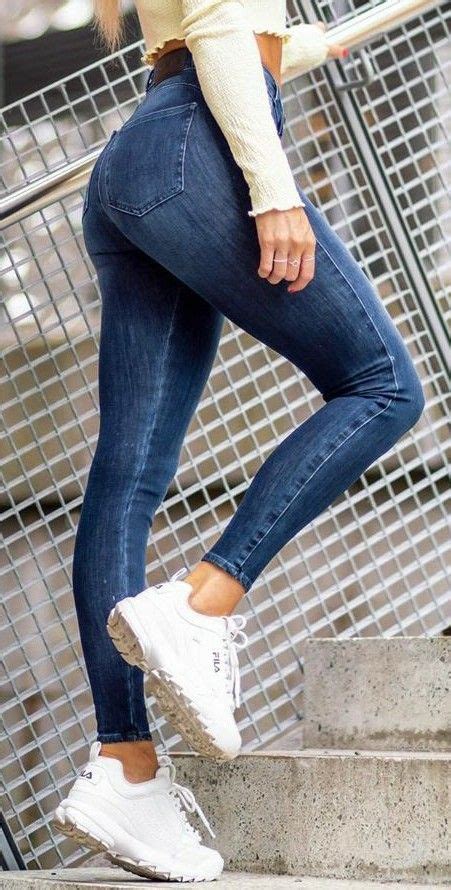 Pin Von Tom D Green Auf Sexy Jeans Outfit Outfit Ideen Superenge Jeans