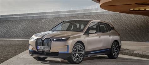 Aus Inext Wird Ix Bmw Pr Sentiert Serienversion Des Elektro Suv