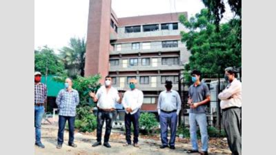 Shrey Case No Evidence Of Negligence Against Owner Ahmedabad News